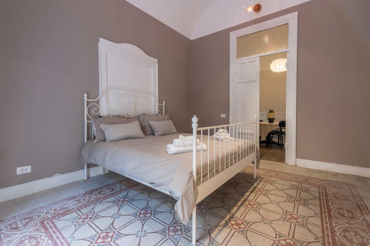 Qasr Home Beautiful Apartment In Palermo Esterno foto
